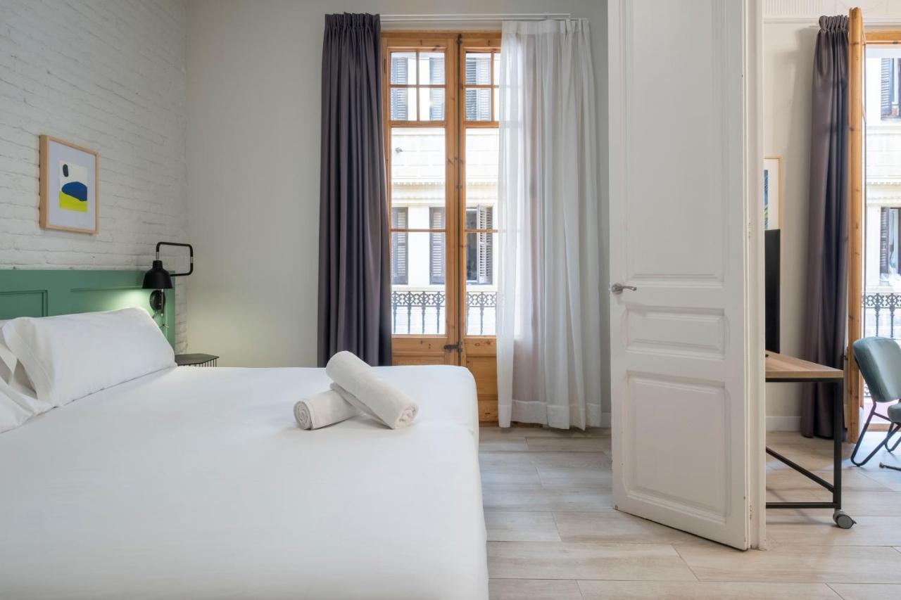 Aspasios Gracia Apartments Барселона Екстер'єр фото