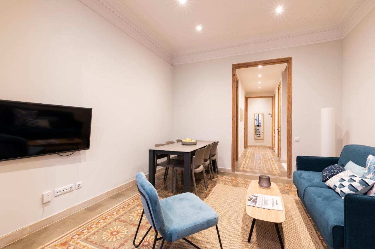 Aspasios Gracia Apartments Барселона Екстер'єр фото
