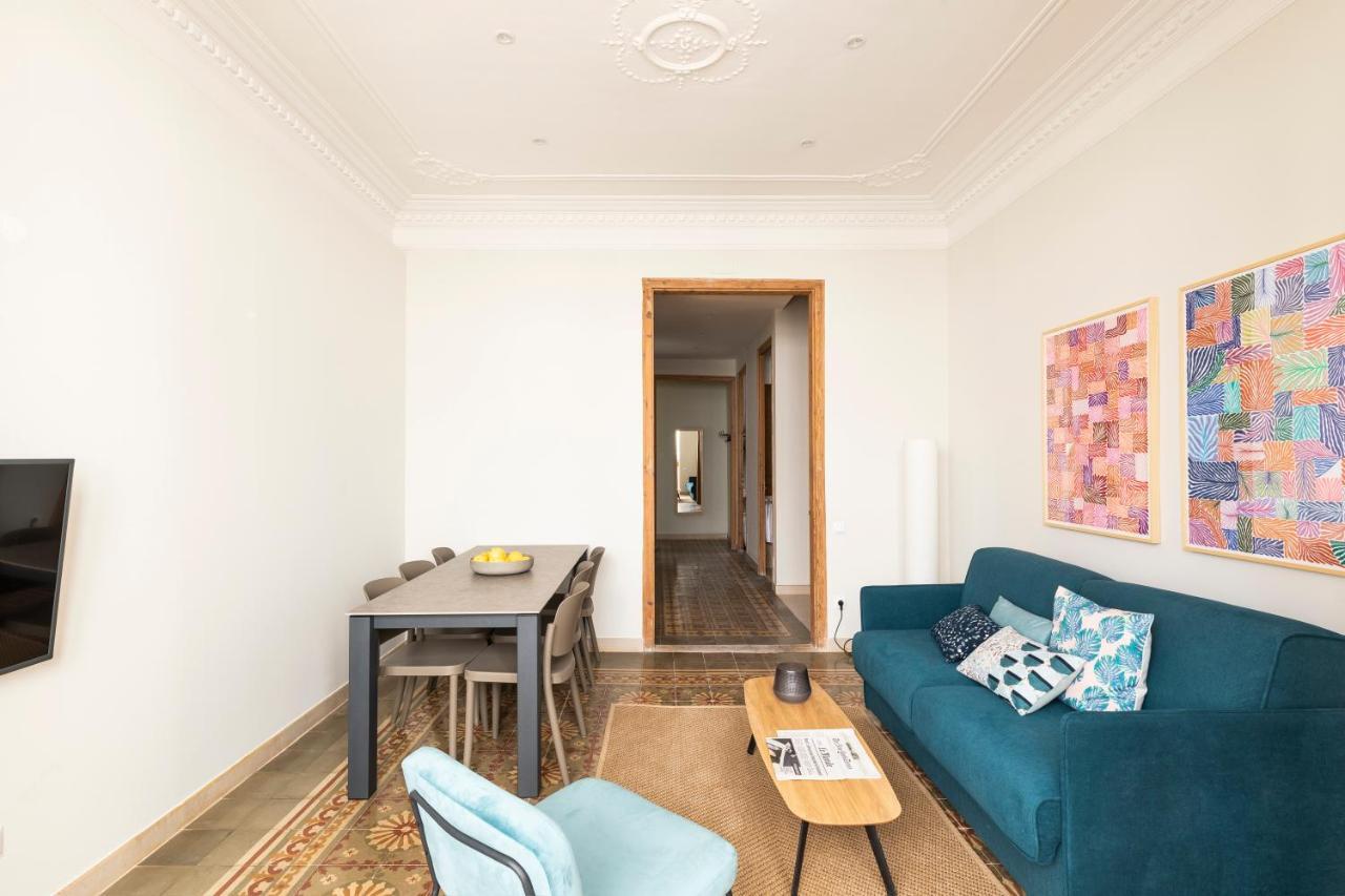 Aspasios Gracia Apartments Барселона Екстер'єр фото