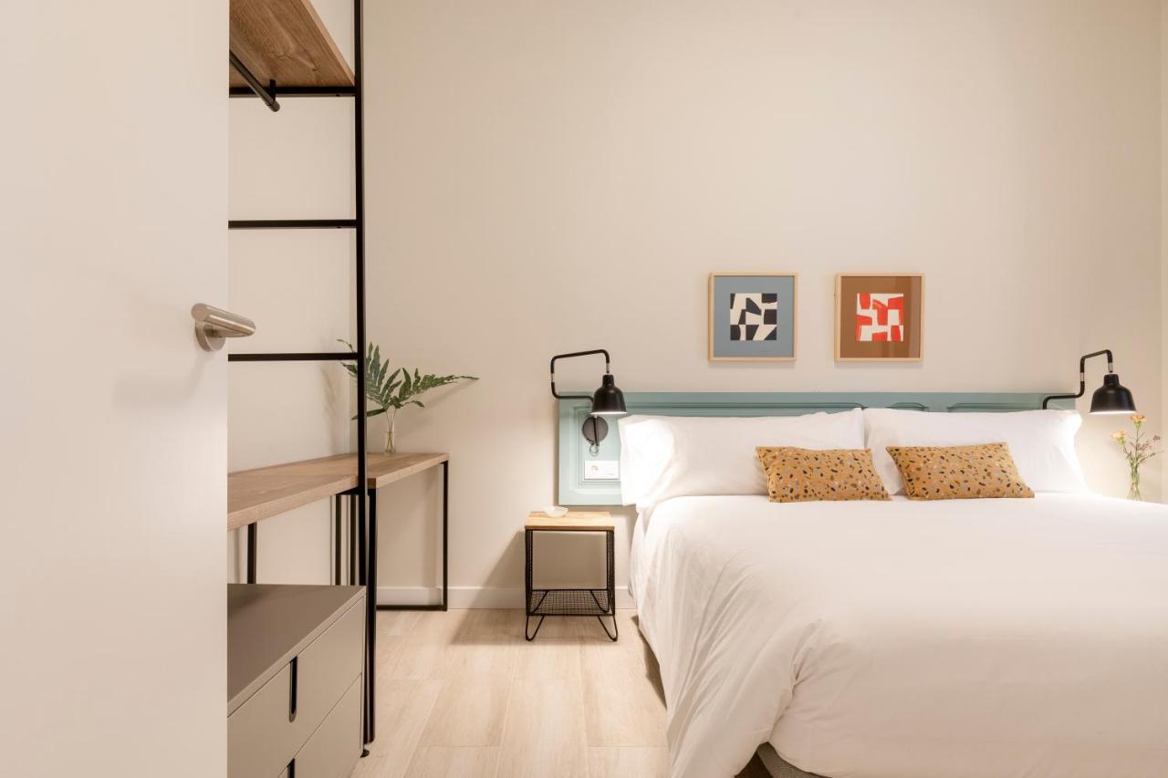 Aspasios Gracia Apartments Барселона Екстер'єр фото